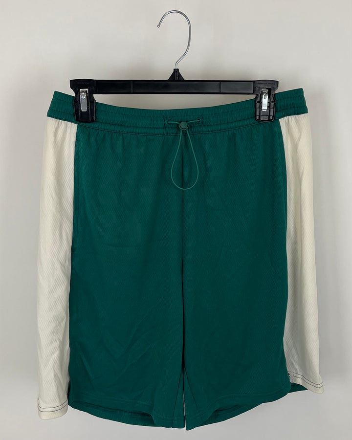 MENS Emerald Green With White Stripe Active Short - Small