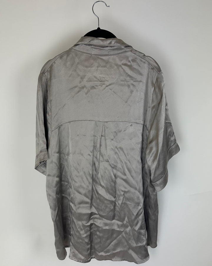 Dissh Silver Top - Size 6