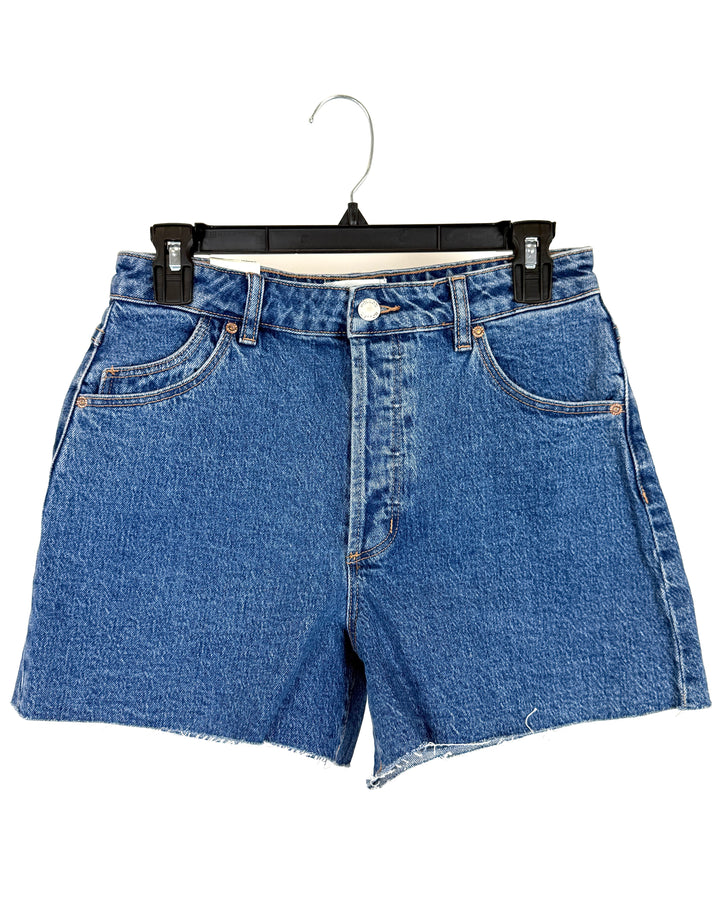 Rollas Medium Wash Shorts - Size 29