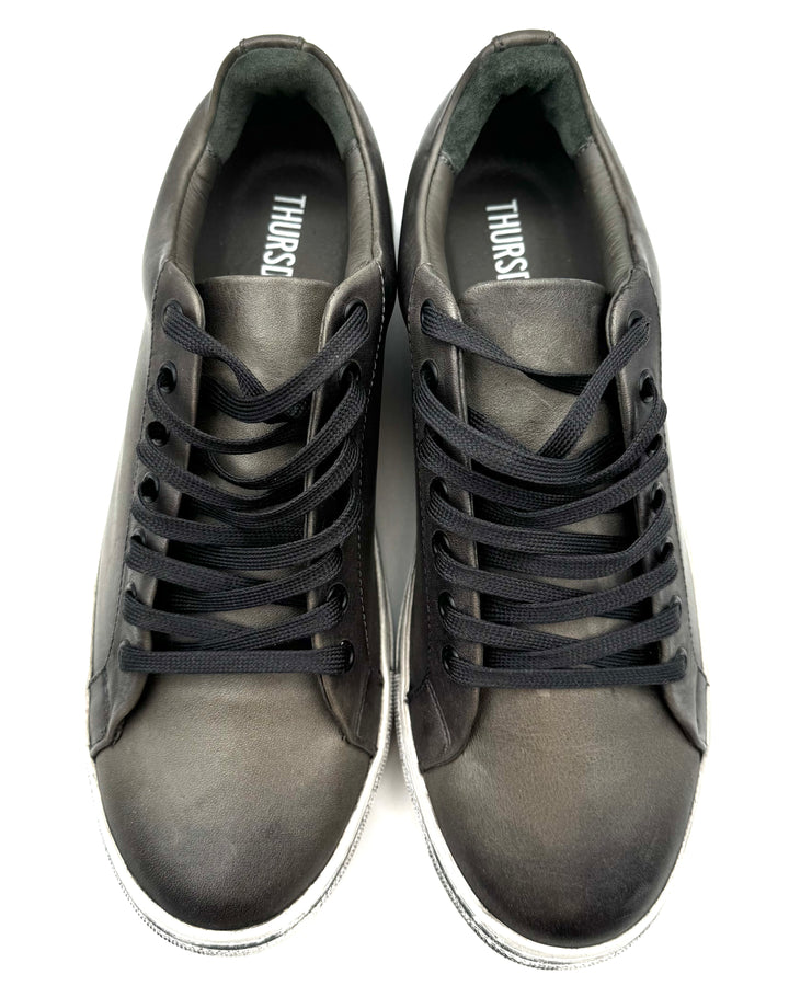 MENS Distressed Grey Leather Sneakers - Size 9