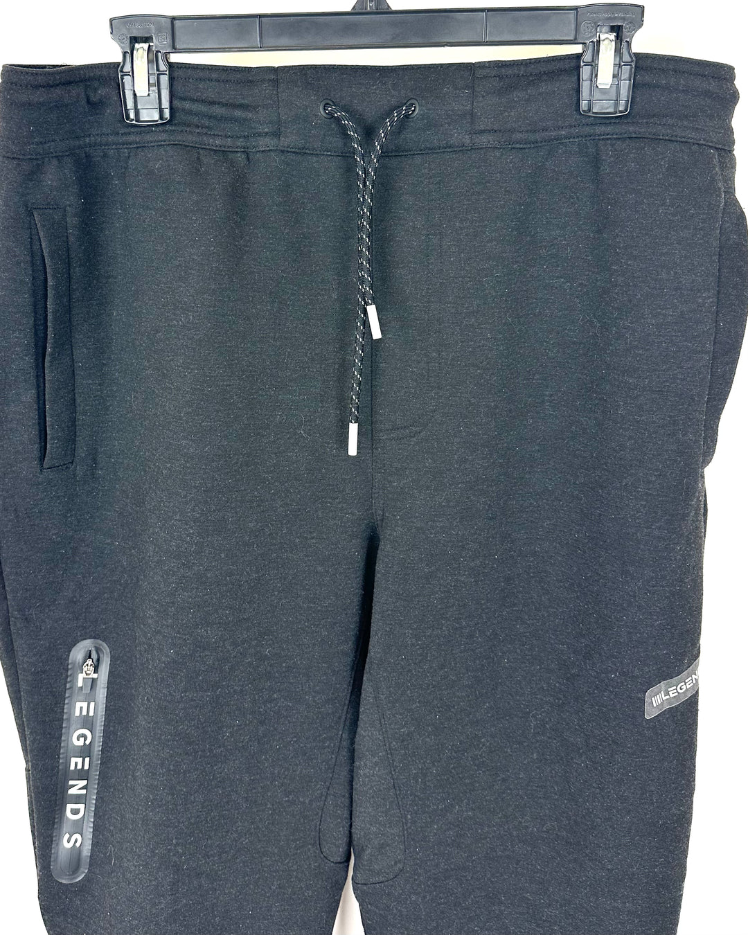 MENS Legends Heathered Black Joggers - Extra Large