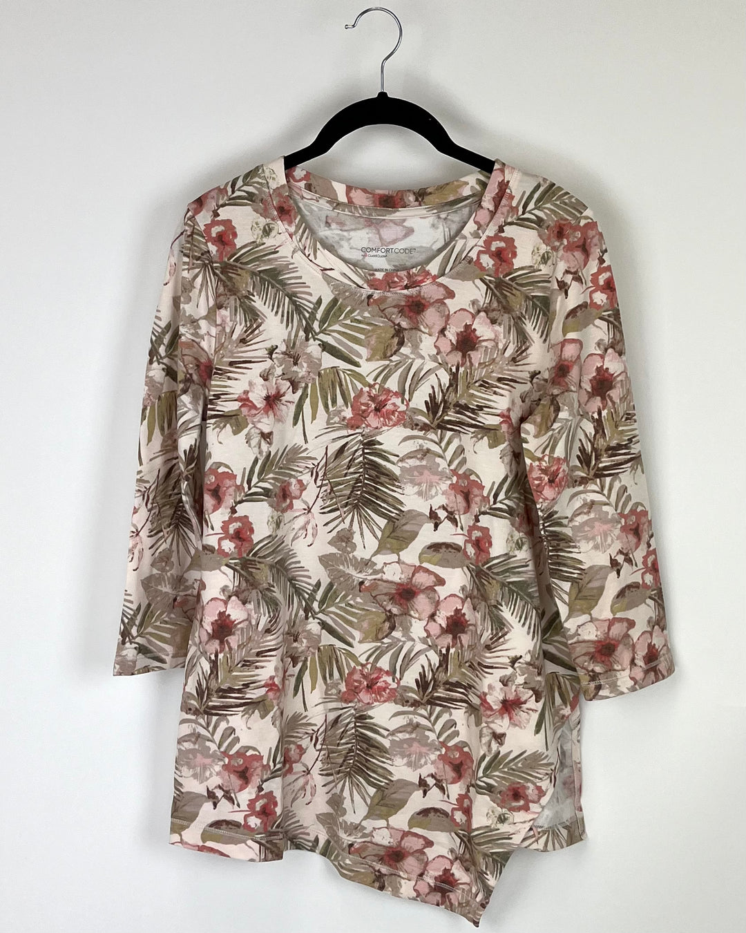 Pale Pink And Green Lounge Top - Size 2/4