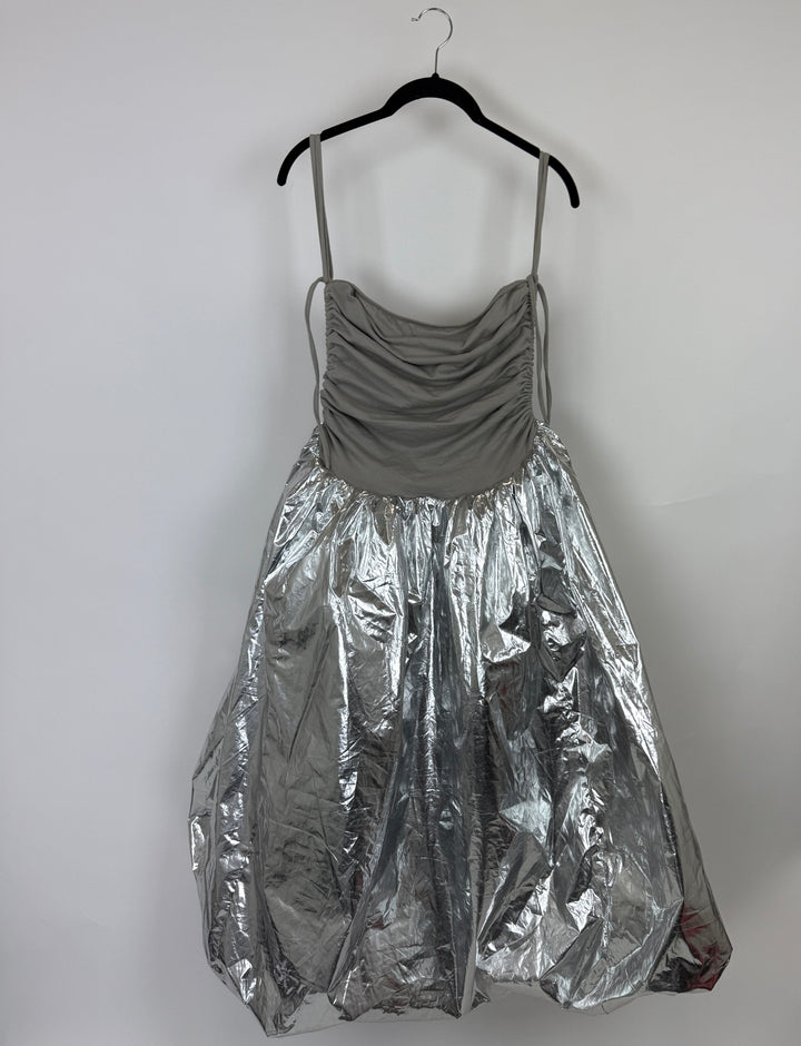 Amylynn Silver Puff Dress - Medium