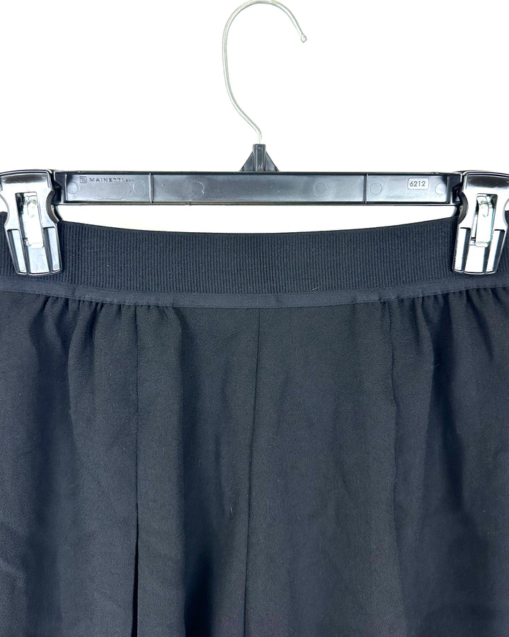 Spanx Black Flowy Shorts - Extra Small