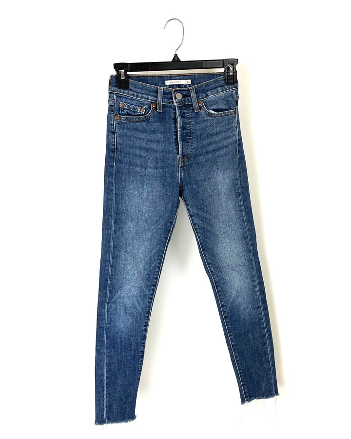 Levi Frayed Skinny Jeans - 24 Waist