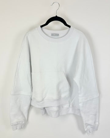 White Cropped Sweatshirt - Size 2/4