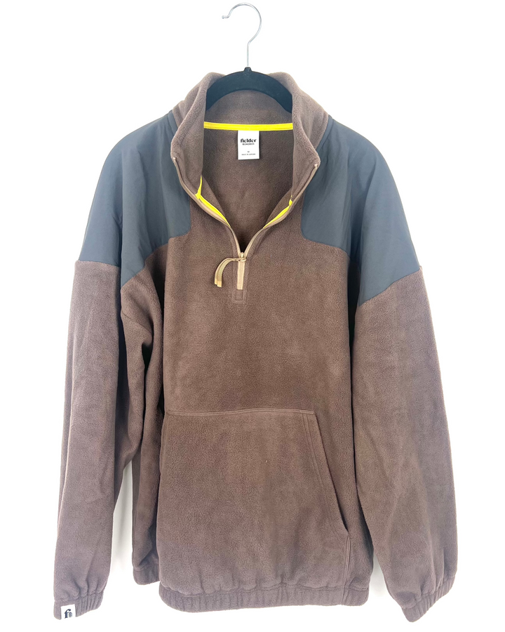 Unisex Brown Fleece Half Zip Up - MENS Medium/ Women Extra Large