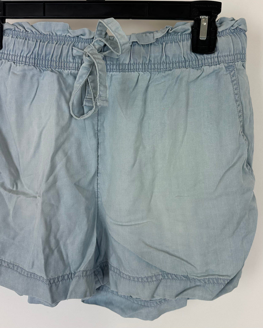 Nicole Miller Blue Shorts - Medium