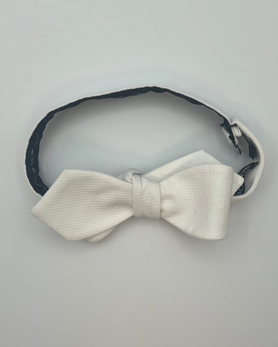 MENS White Waffled Bow Tie