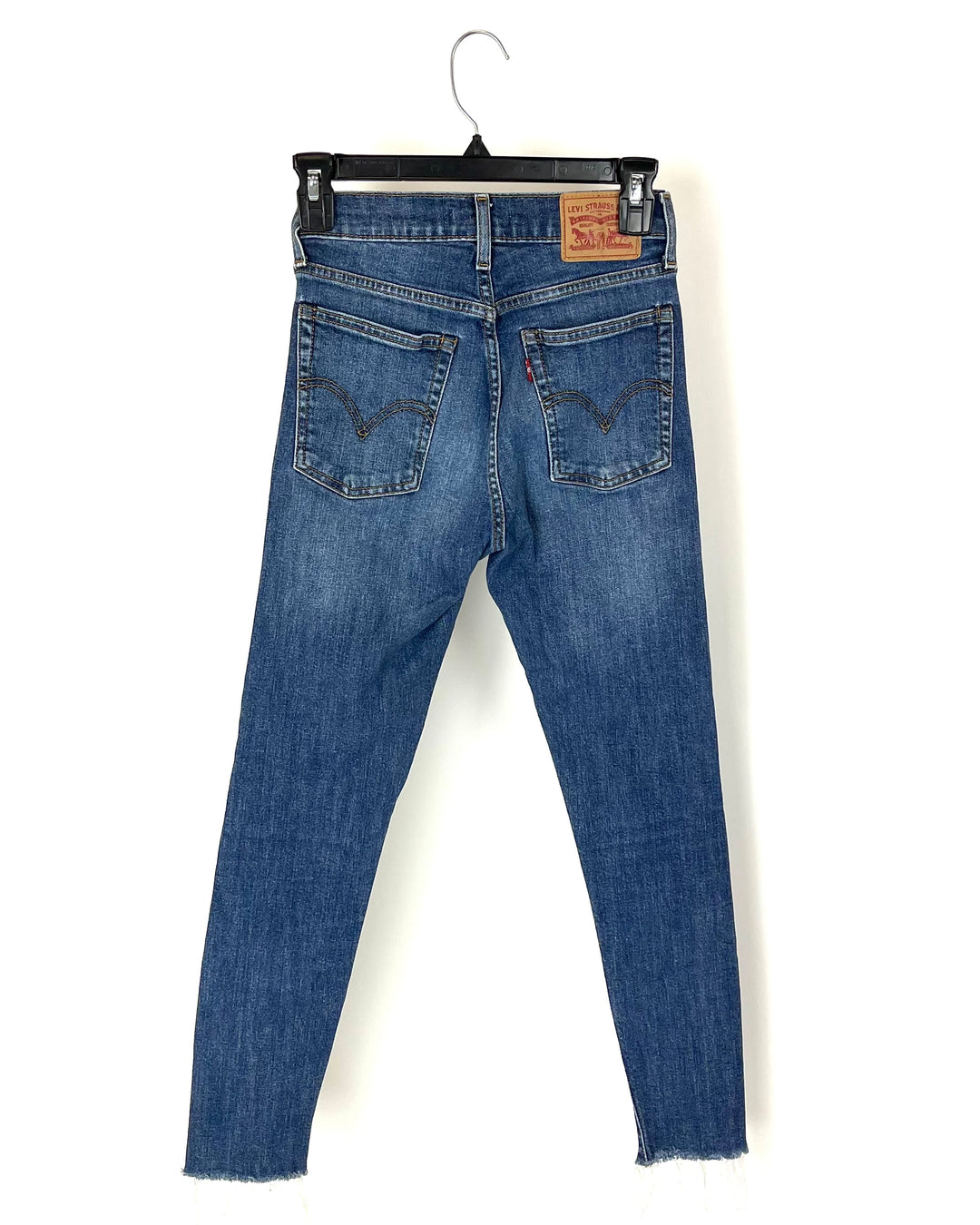 Levi Frayed Skinny Jeans - 24 Waist