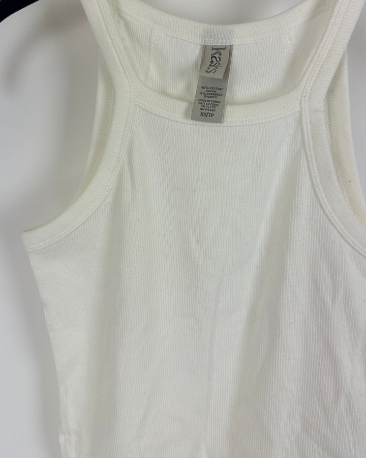 Kasics Off White Ribbed Tank Top - Extra Small