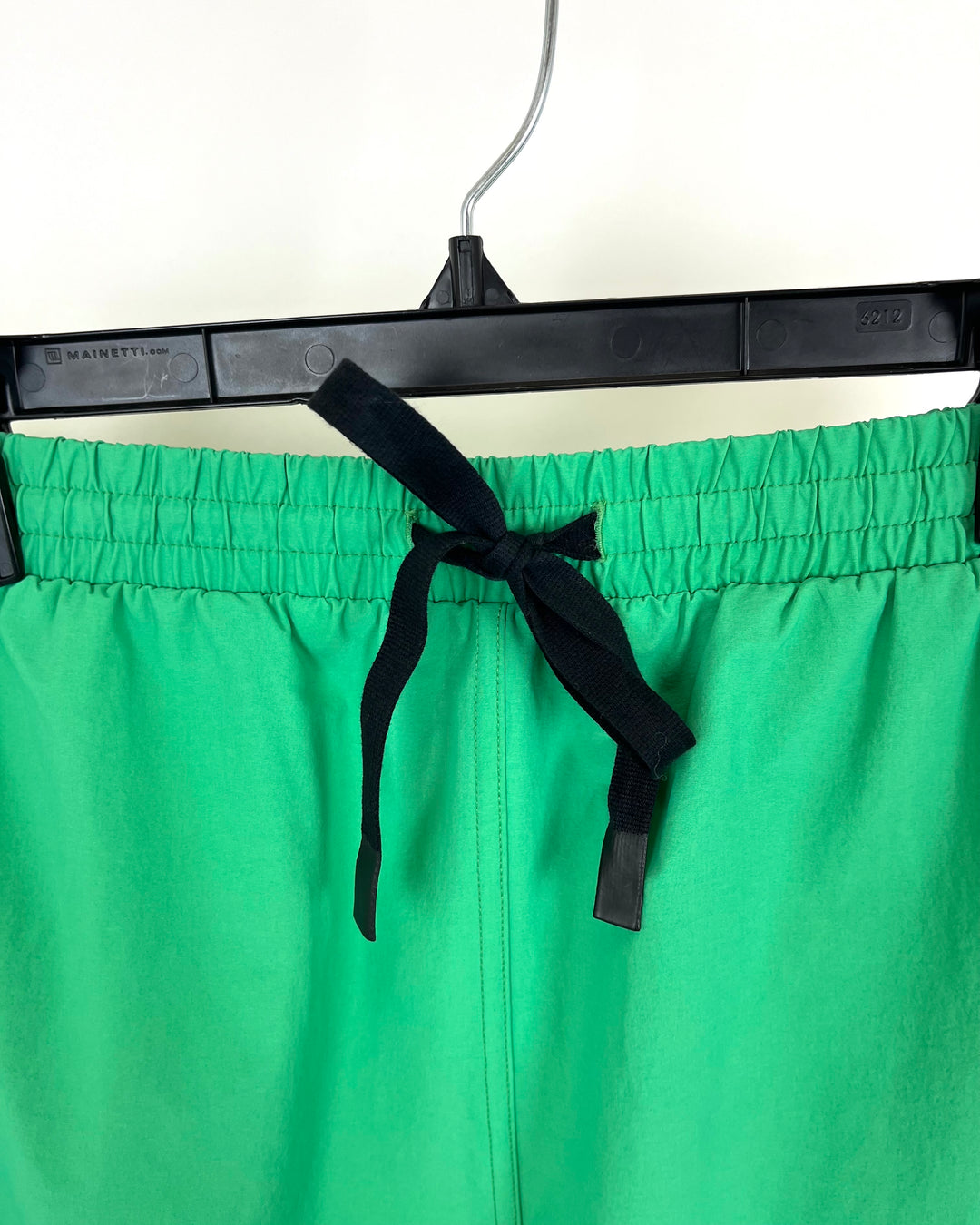 MENS Green Shorts With Cargo Pocket - Medium