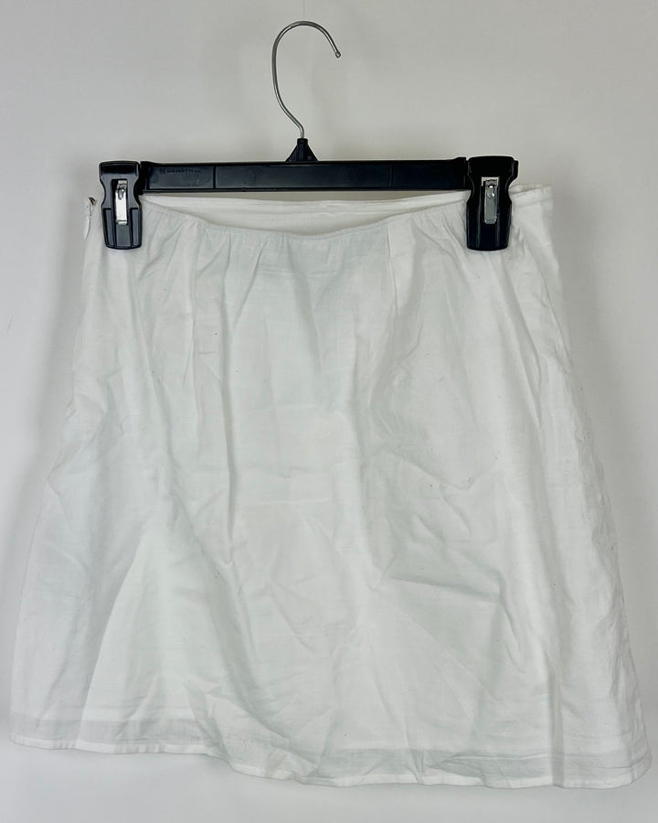 Abercrombie & Fitch White Skirt - Small