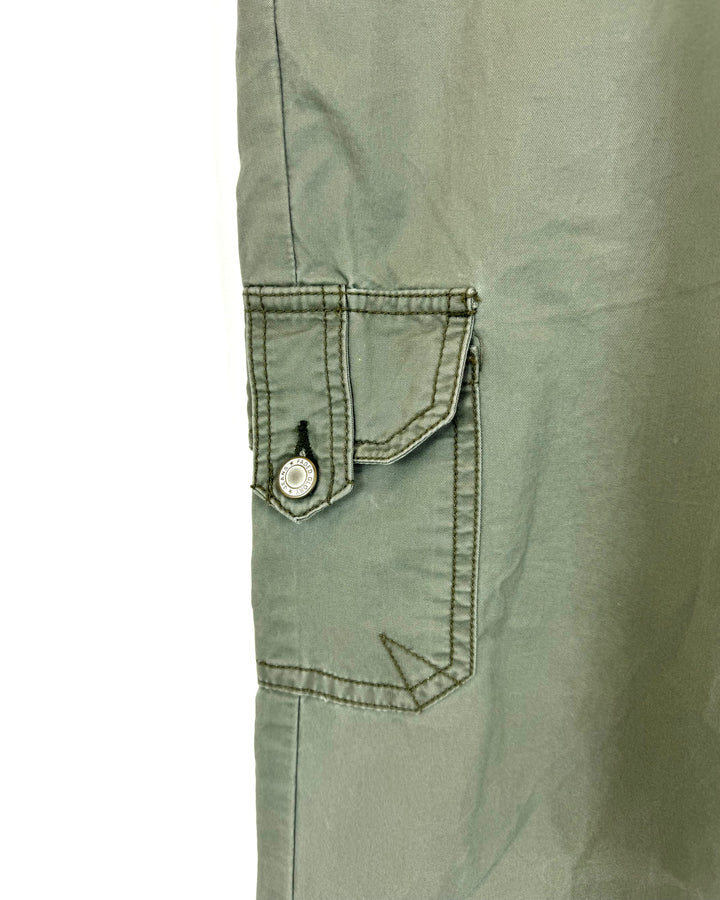 Faded Glory Green Cargo Pants - Size 4