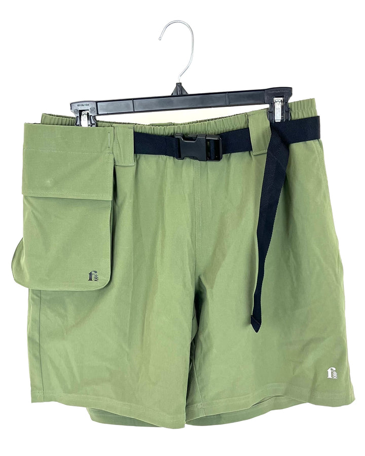 MENS Forest Green Active Shorts With Buckle Belt - Small