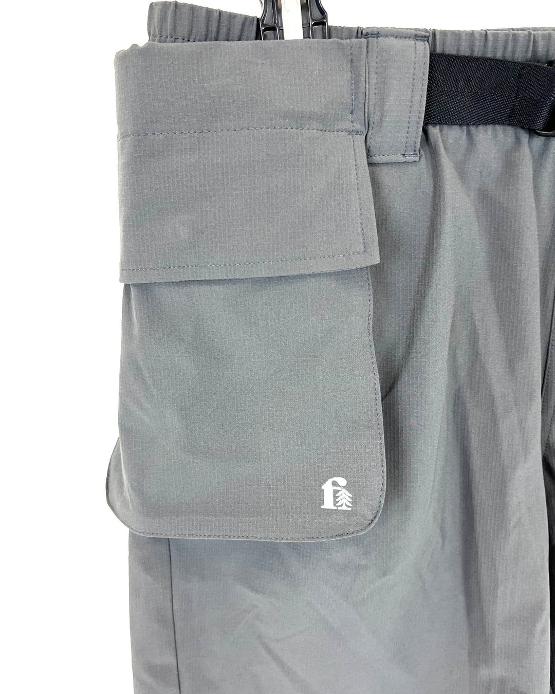 MENS Dark Gray Active Shorts With a Buckle Belt - Small