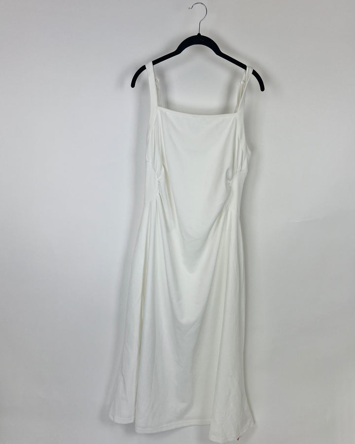 Shein White Flowy Dress - 1XL