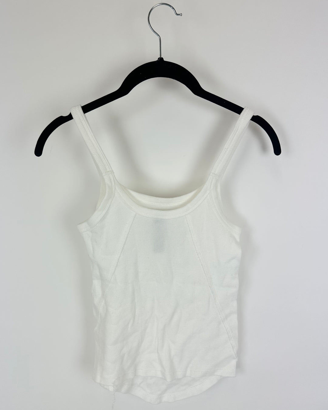 Kasics White Ribbed Tank Top - Extra Small