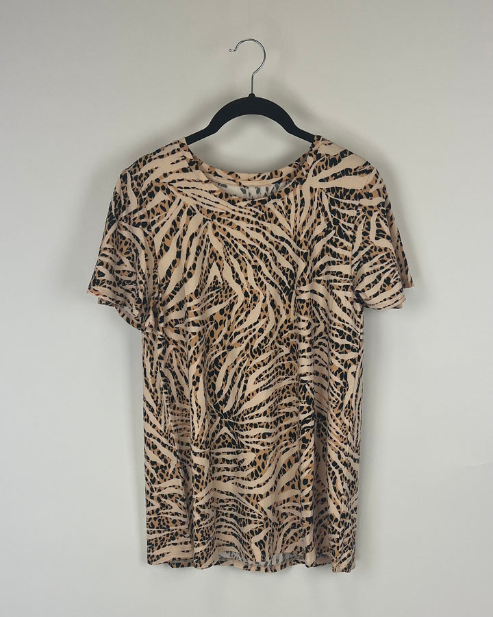 Animal Print Short-Sleeved Top- Size 4/6