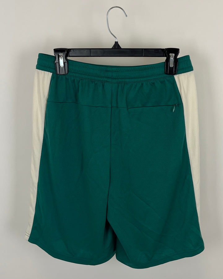 MENS Emerald Green With White Stripe Active Short - Small