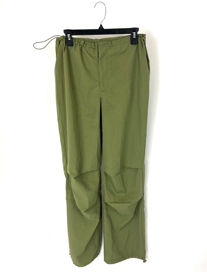 Boohoo Green Pants - Size 2