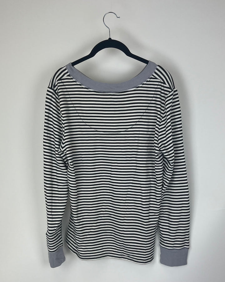 Black and White Striped Long Sleeve with Grey Trim - Small