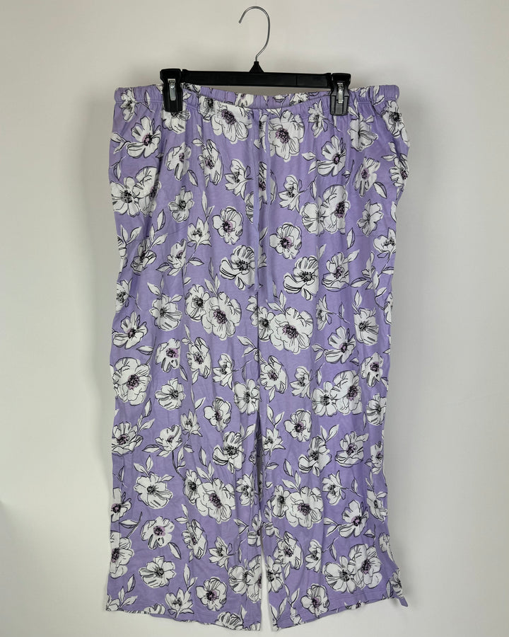 Purple Floral Cropped Pajama Pants - Size 1X