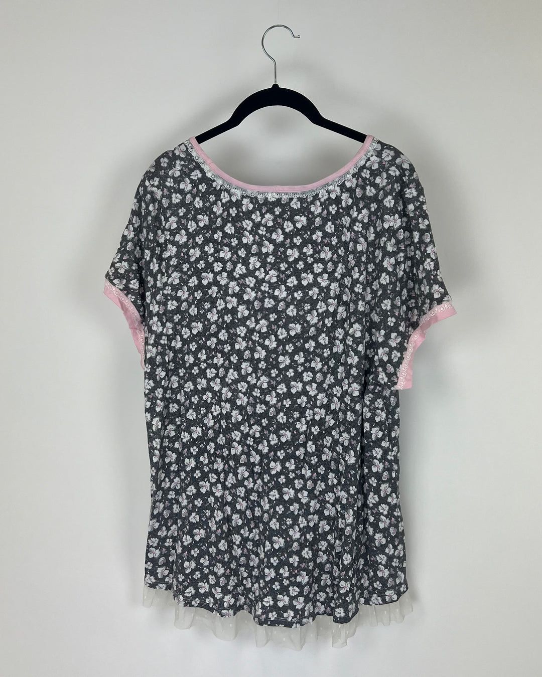 Light Gray Flower Mesh Hem Pajama Shirt - 1X