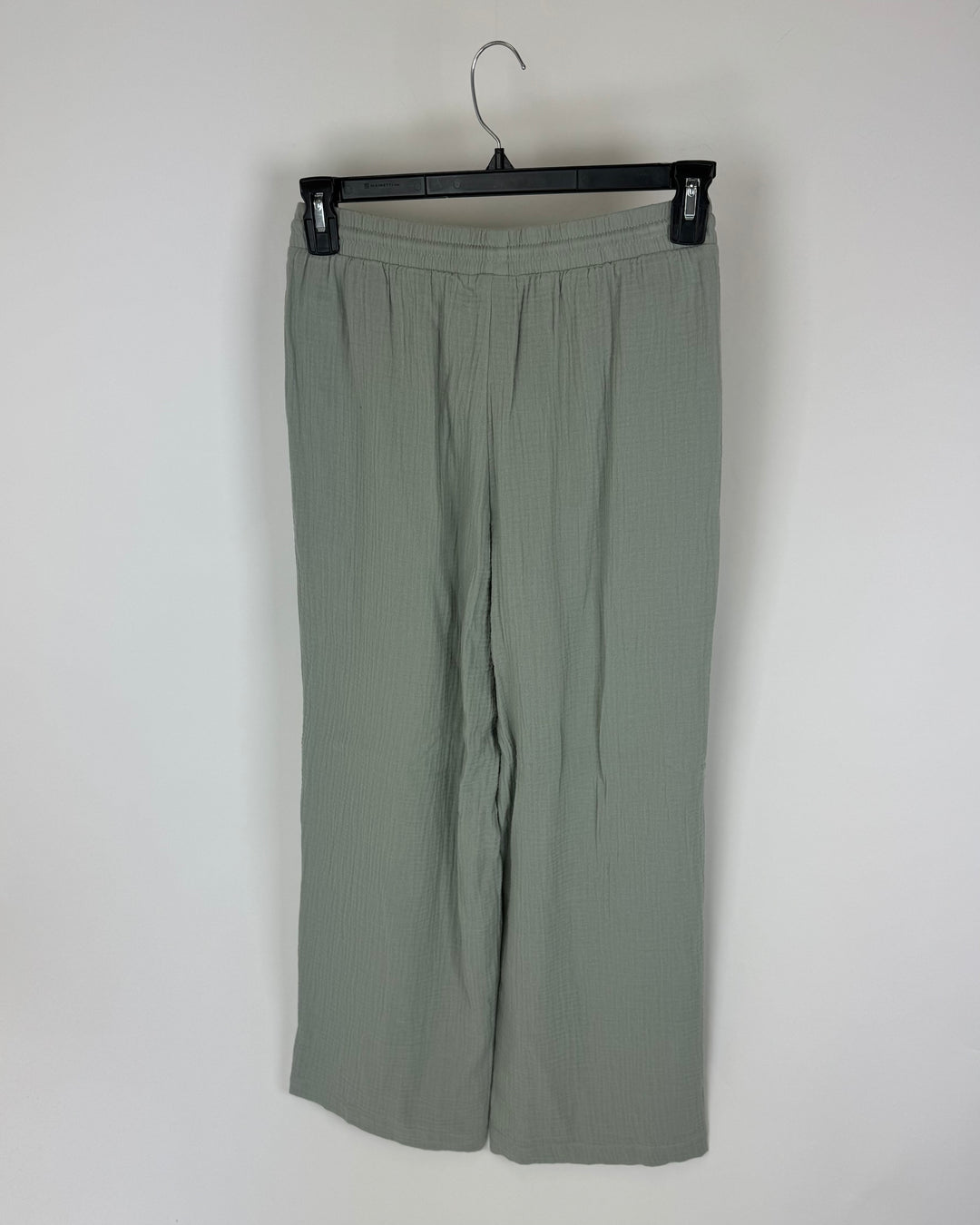 Sage Green Cropped Lounge Pants - Size 2-4