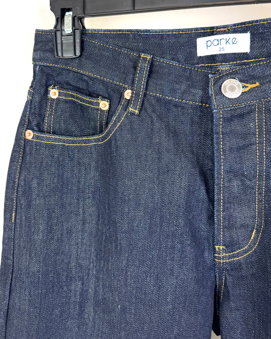 Dark Wash Blue Denim Jeans - Size 25 (Waist)