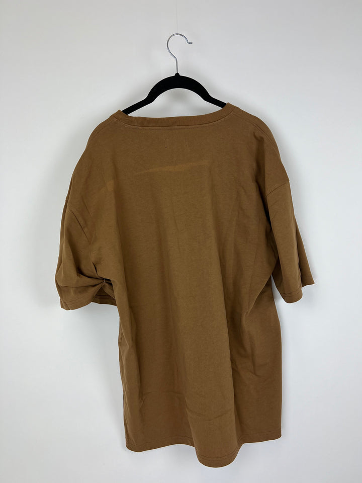 MENS Brown T-Shirt with Gray Pocket - Medium