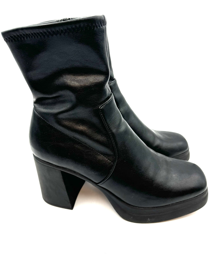 Steve Madden Black Platform Bootie - Size 10