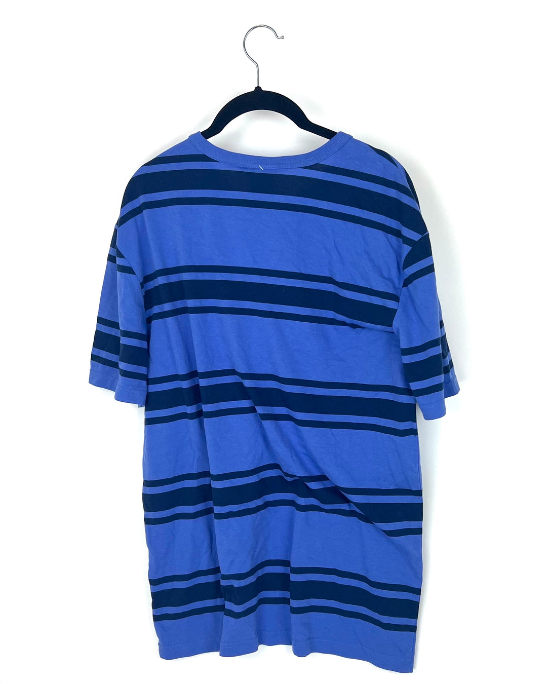 MENS Purplish Blue and Navy Stripe T-Shirt - Medium