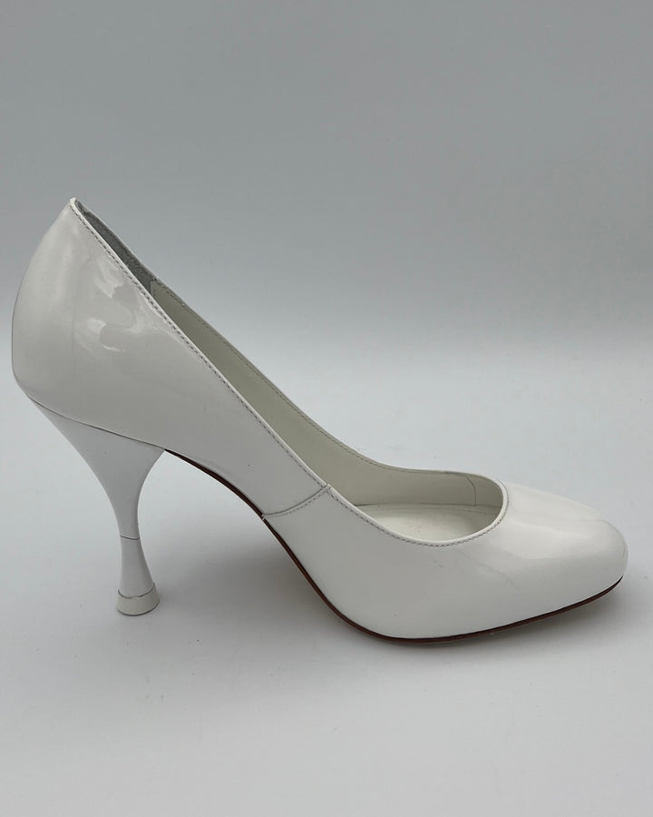 White Patent Leather Heel - Size 6.5