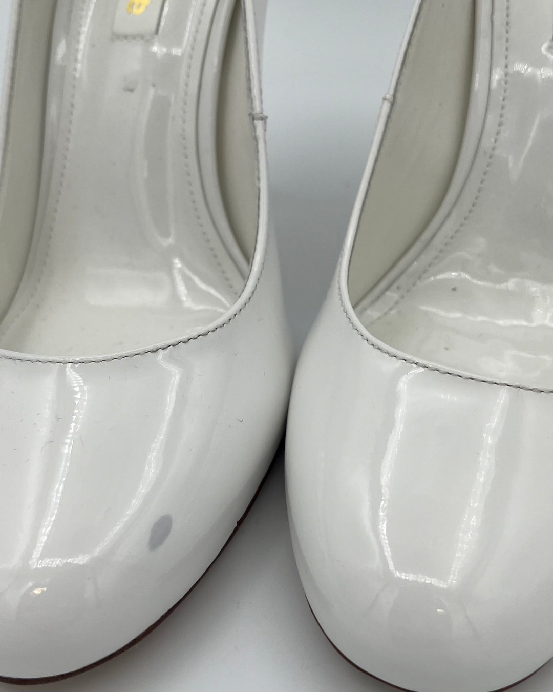 White Patent Leather Heel - Size 6.5