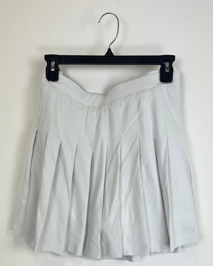 VS Pink White Pleated Skort - Extra Extra Large