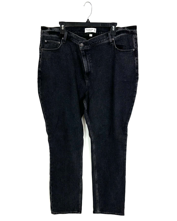 Abercrombie & Fitch V-Cut Black Jeans - Size 35