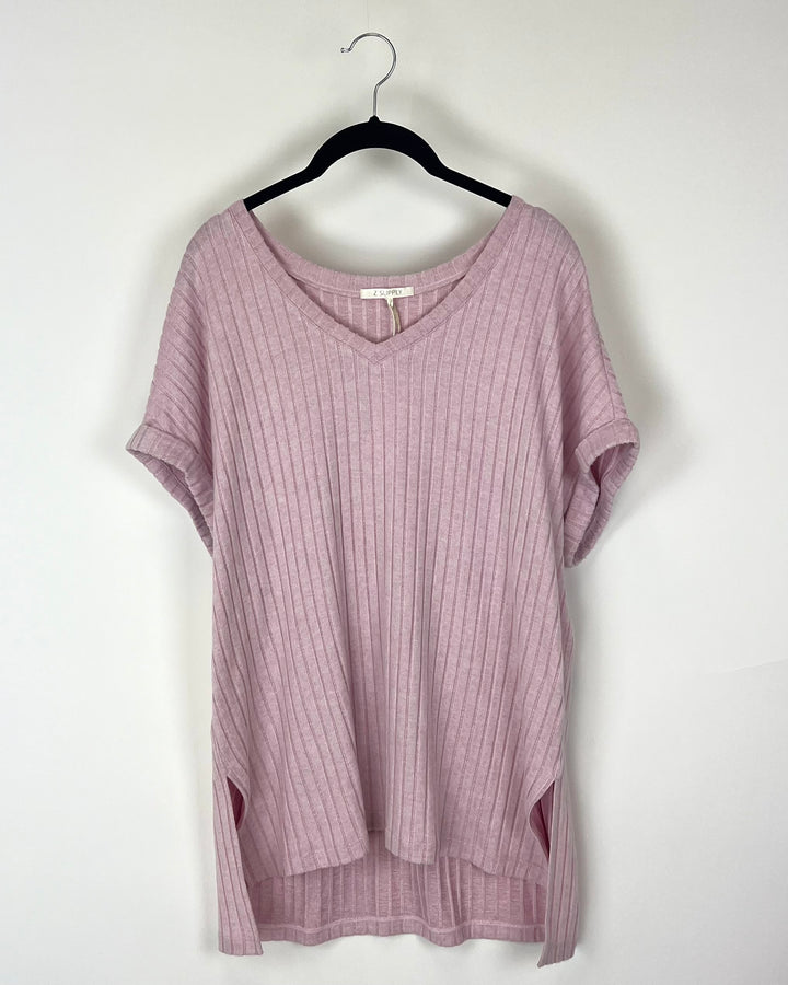 Soft Light Pink Ribbed T-Shirt - Size 4-6