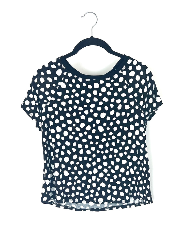 Short-Sleeve Spotted T-Shirt- Size 0/2