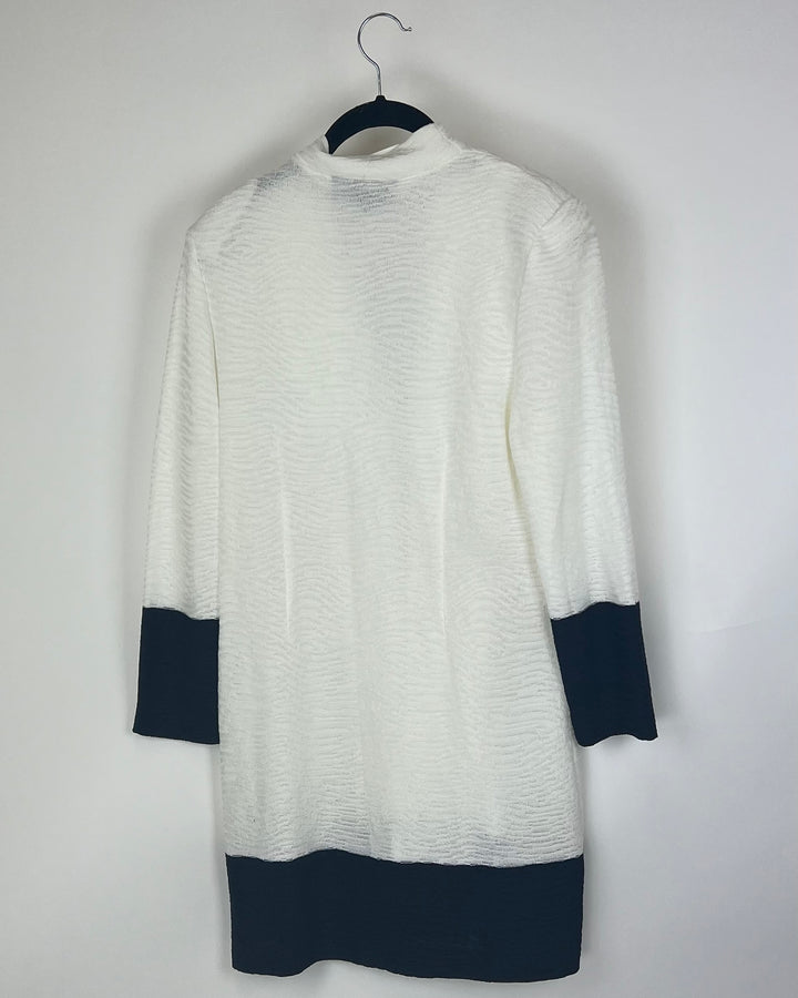 White And Navy Knit Cardigan - Size 2/4