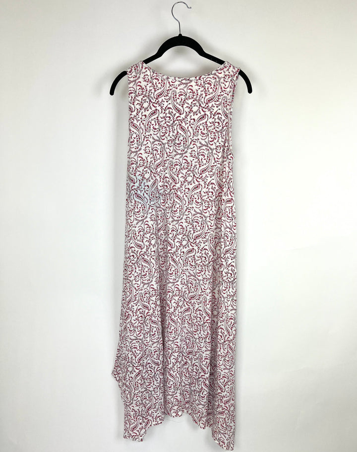 White Paisley Nightgown - Size 6/8