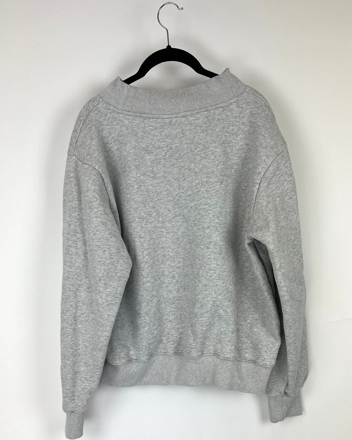 Gray Mock Neck Sweatshirt - Small/Medium