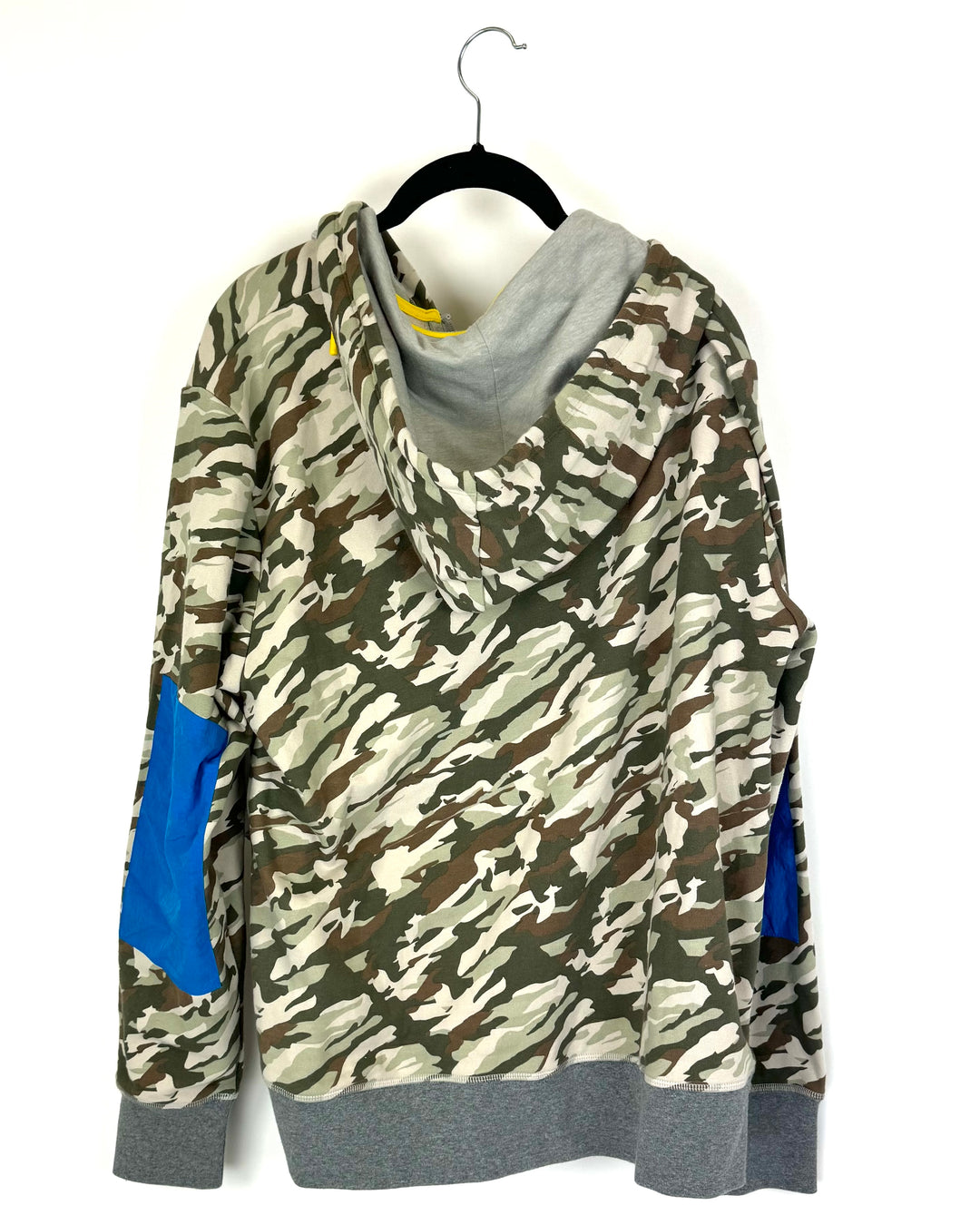 Camouflage Zip Up Hoodie - Size 4/6