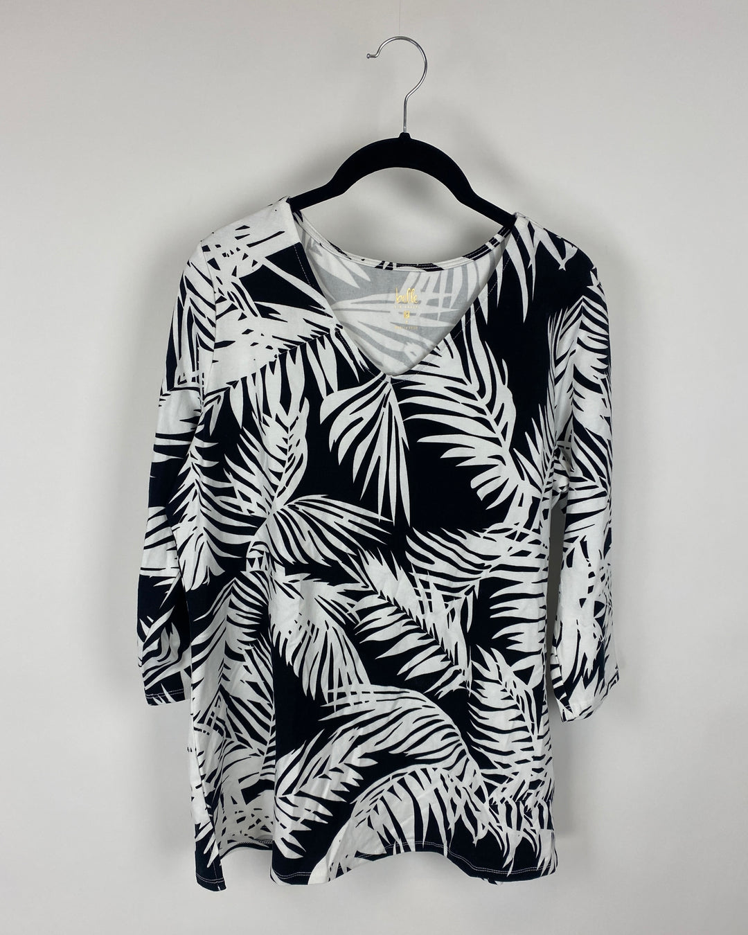 Black and White Tropical Printed Top - Small/Medium