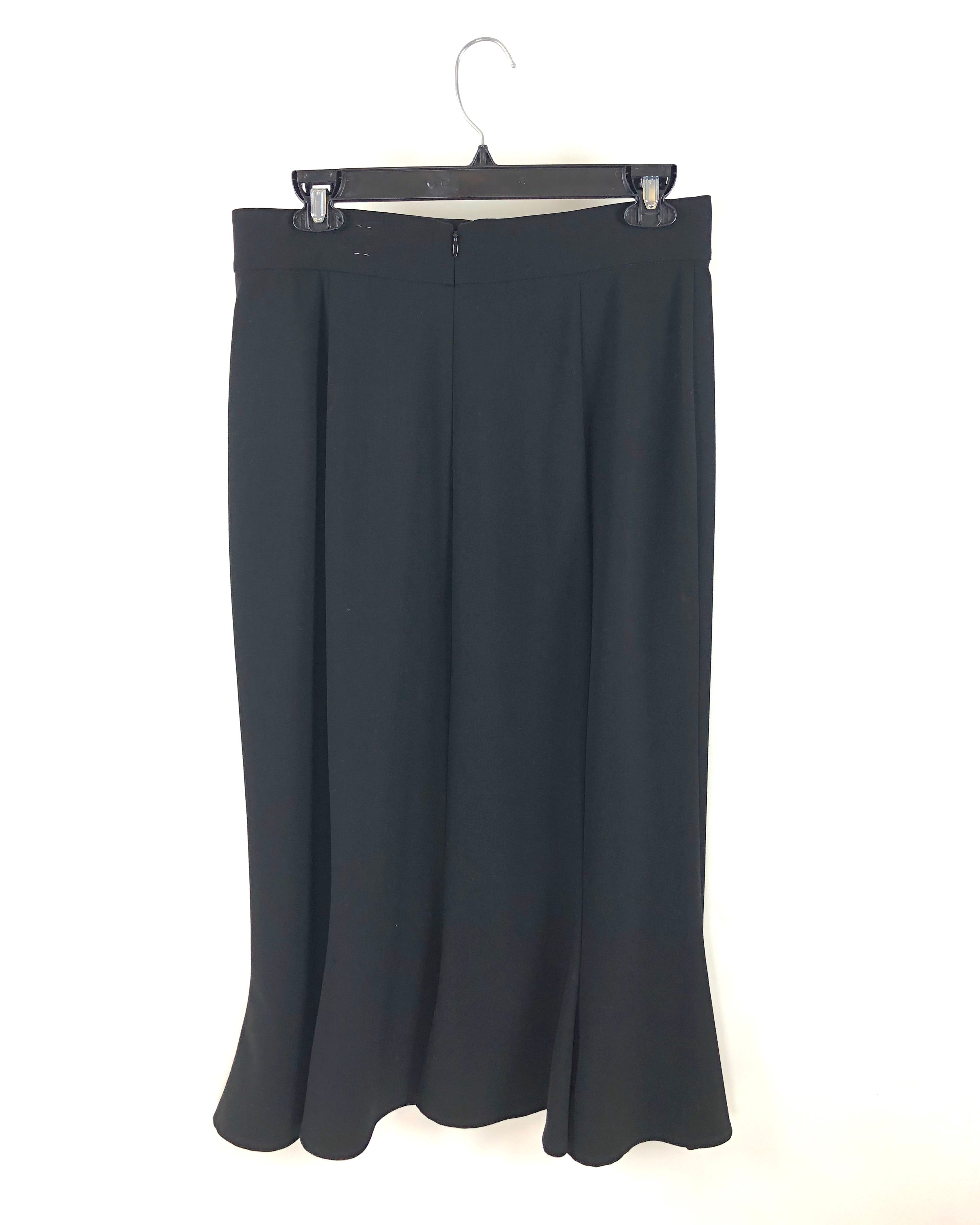 Long black skirt petite size best sale