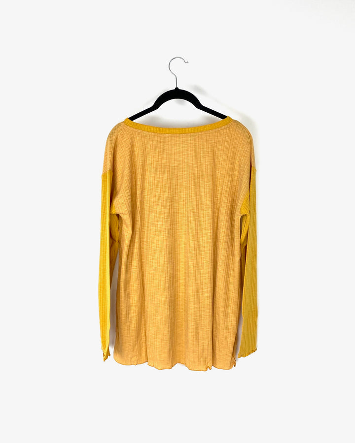 Ribbed Long Sleeve Top - Small and Medium